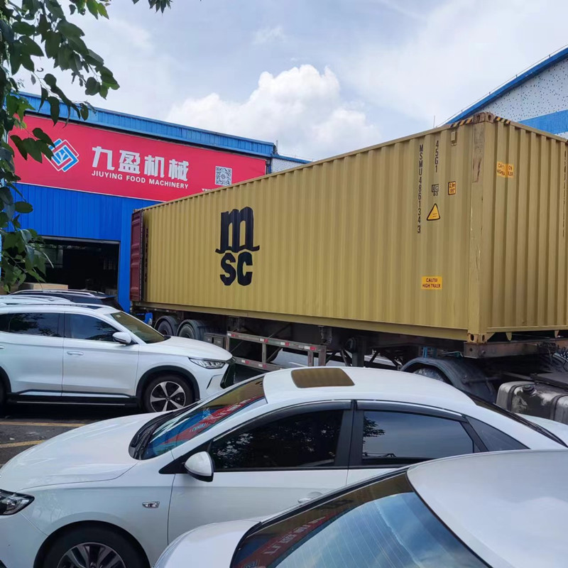 货柜满载启航；进军马来西亚